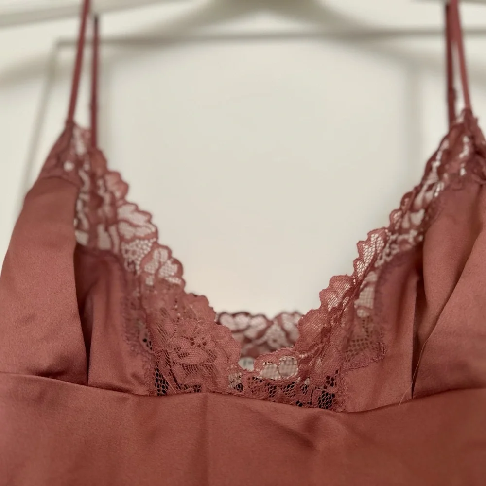 HOUSE OF CB Rose Lace Slip Dress - Large - Like New, never worn - Picture 6 of 7